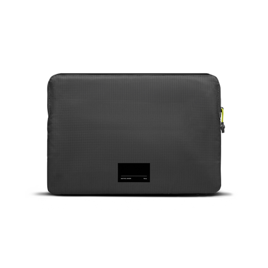 ULTRALIGHT SLEEVE FOR MACBOOK 16inch BLACK