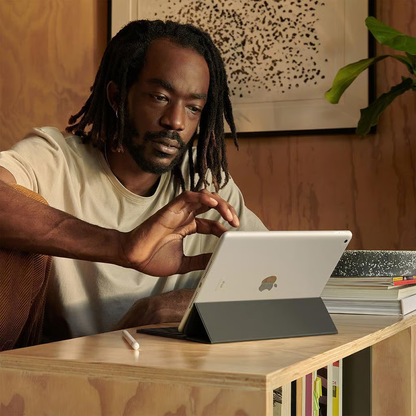 iPad 9th Gen - 256GB- Silver-10.2 inch with Wi-Fi Only - Pre-Owned