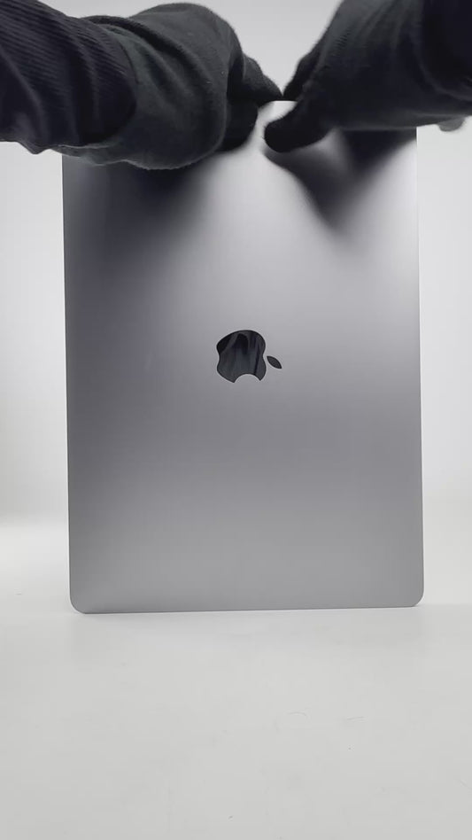 MacBook Pro (2022) - 13 inch - M2 - 8GB+256GB - Space Gray - Pre-owned