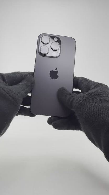 iPhone 15 Pro - 128GB - Black Titanium - Pre-owned