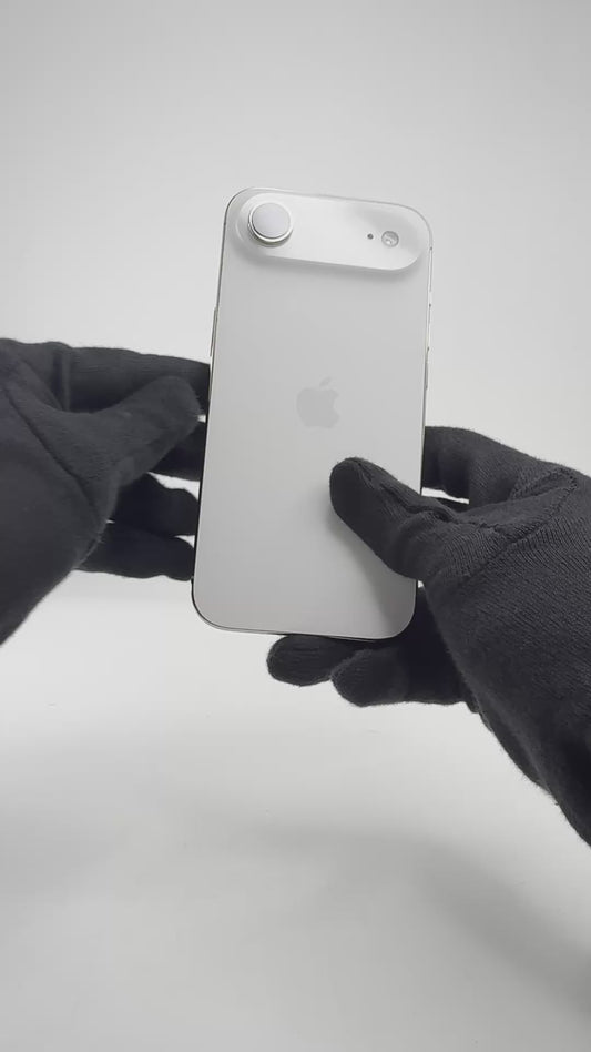 iPhone Air - 256GB - Light Gold - IW (21-Sep-26) - Pre-owned