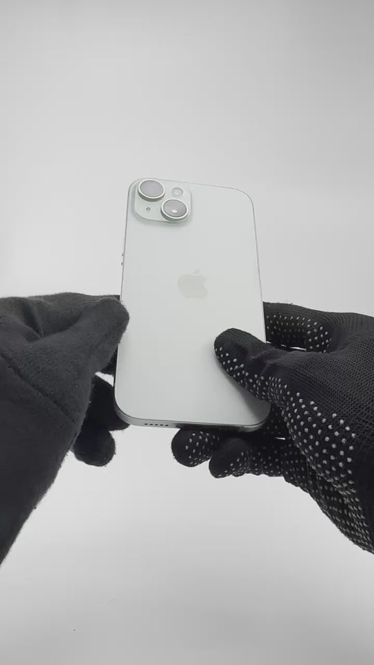 iPhone 15 - 256GB - Green - Pre-owned