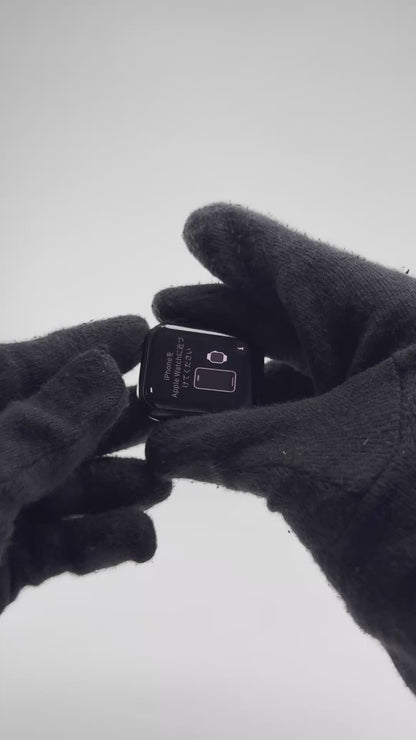Watch SE (2nd Gen) GPS - 40mm - Midnight - Pre-owned