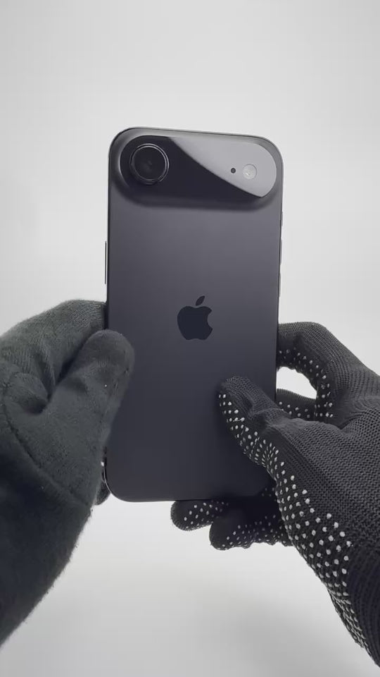 iPhone Air - 256GB - Space Black - Pre-owned