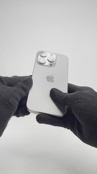 iPhone 15 Pro - 1TB - Natural Titanium - Pre-owned