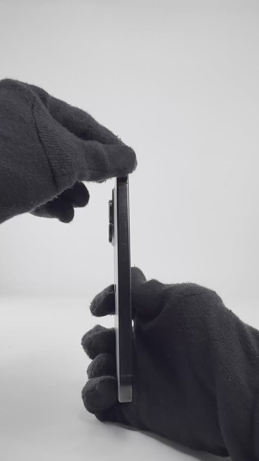 iPhone 16 Pro -128GB-Black Titanium-Pre-owned