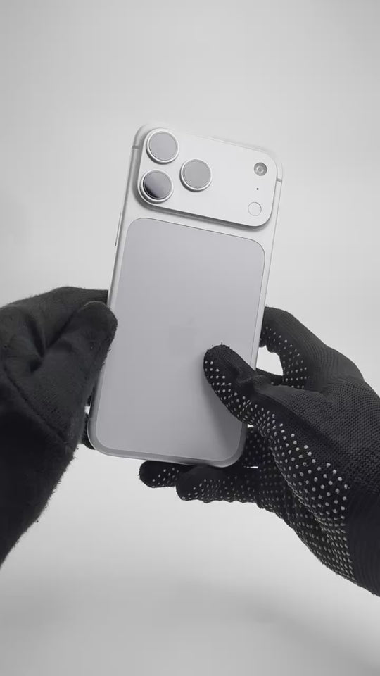 iPhone 17 Pro Max - 256GB - Silver - IW (23-Mar-27) - Pre-owned