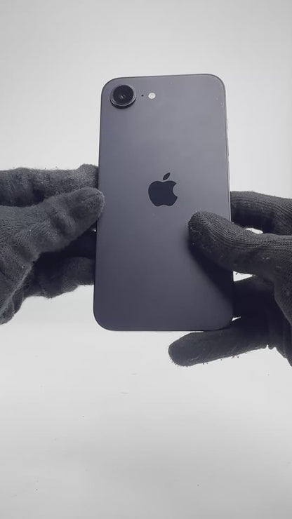 iPhone 16e - 128GB - Black - Pre-owned