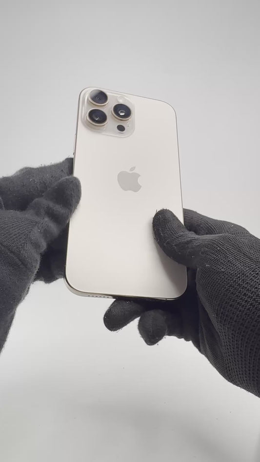 iPhone 16 Pro Max - 256GB - Desert Titanium - Pre-owned