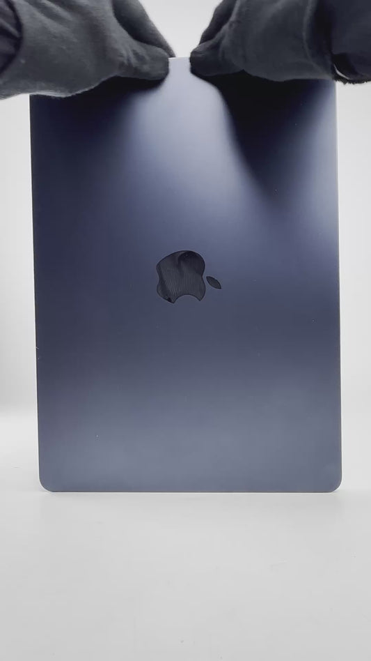 MacBook Air (2022) - 13 inch - M2 - 8GB+256GB - Midnight - Pre-owned