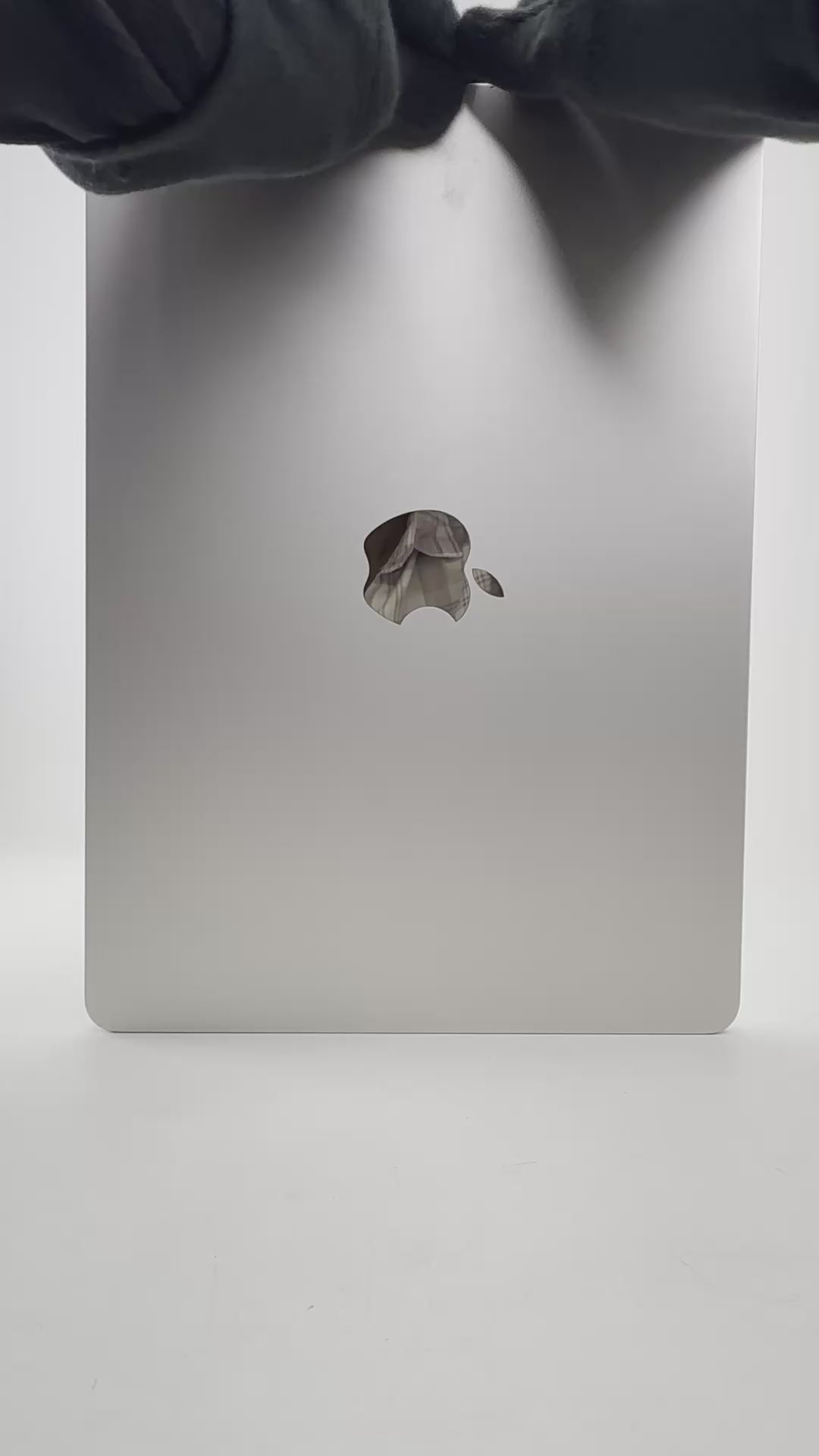 MacBook Air (2022) - 13.6 inch - M2 - 8GB+256GB - Silver - Pre