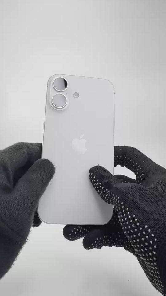 iPhone 17 - 256GB - White - IW (02-Mar-27) - Pre-owned