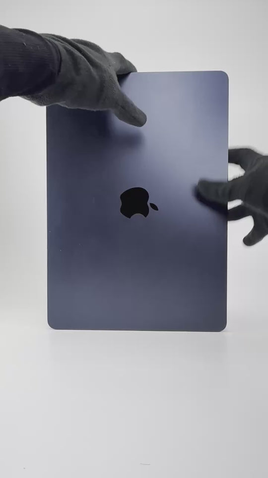 MacBook Air (2022) - 13.6 inch - M2 - 8GB+256GB - Midnight - Pre-owned