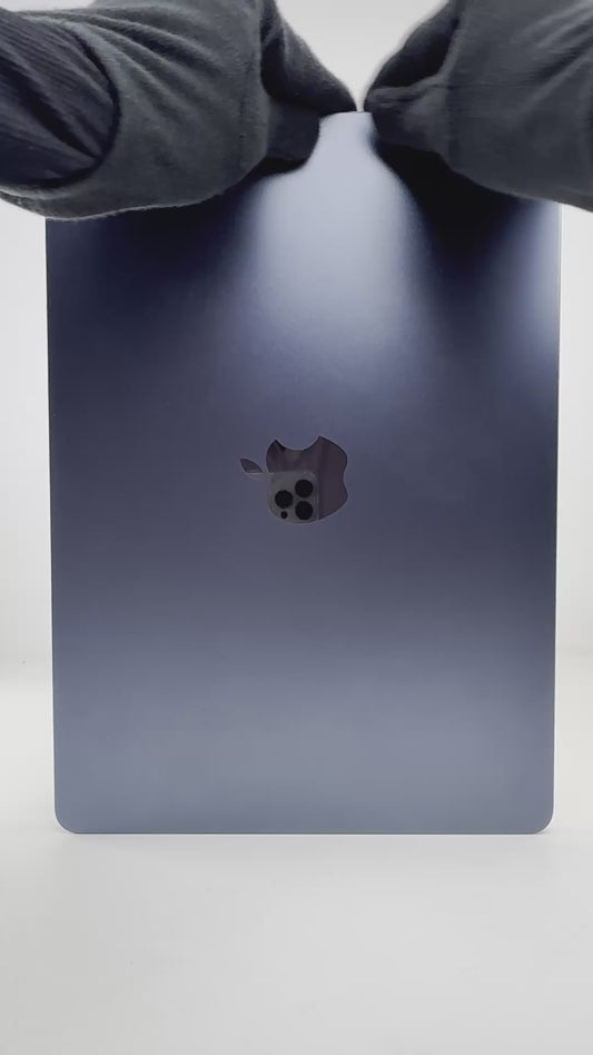 MacBook Air (2024) - 13 inch - M3 - 8GB+256GB  - Midnight  - Pre-owned