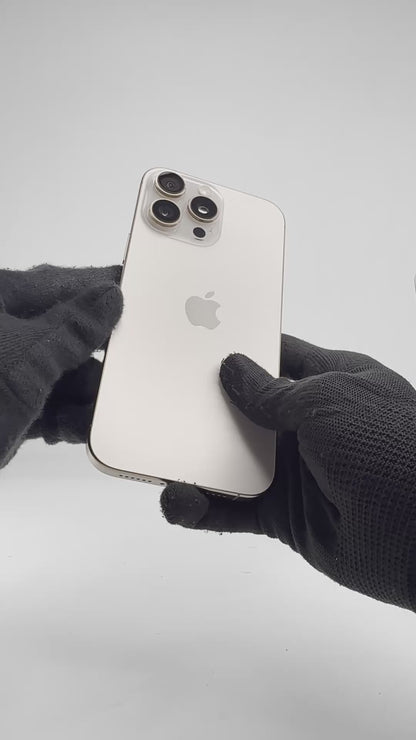 iPhone 16 Pro Max - 256GB - Desert Titanium - Pre-owned