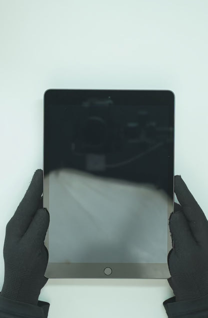 iPad 9th Gen - 64GB - Space Grey-10.2 inch with Wi-Fi Only - Pre-Owned