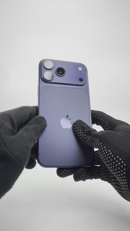 iPhone 17 Pro Max - 256GB - Deep Blue - Pre-owned