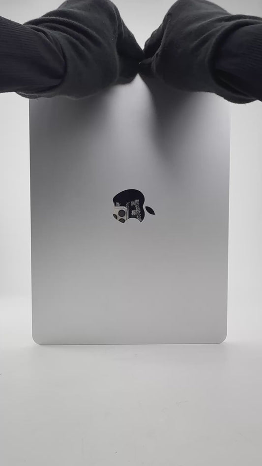 MacBook Air (2025) - 13 inch - M4 - 16GB+256GB - Silver - IW (12-Oct-26) - Pre-owned