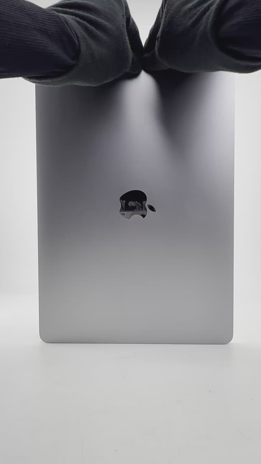 MacBook Pro (2022) - 13 inch - M2 - 8GB+256GB - Space Gray - Pre