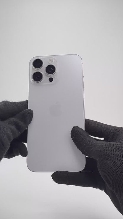iPhone 15 Pro Max - 256GB - White Titanium - Pre-owned