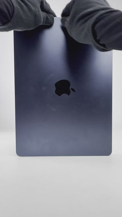 MacBook Air (2022) - 13 inch - M2 - 8GB +256GB - Midnight - Pre-owned