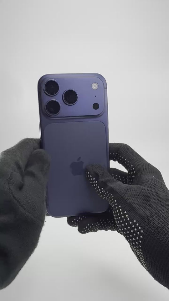 iPhone 17 Pro - 256GB - Deep Blue - IW (13-Sep-27) - Pre-owned
