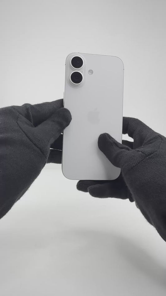 iPhone 17 - 256GB - White - IW (10-Oct-26) - Pre-owned