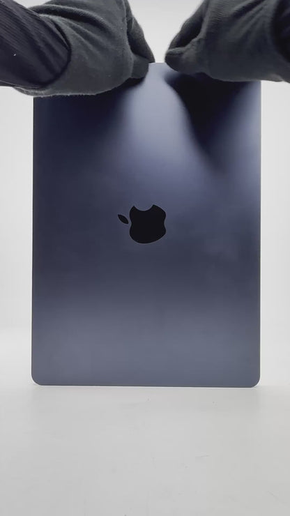 MacBook Air (2022) - 13.6 inch - M2 - 8GB+256GB - Midnight - AC+ (18-Apr-27) - Pre-owned