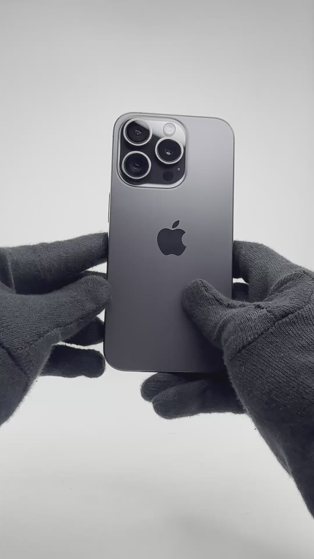 Buy Preowned iPhone 15 Pro 128GB Black Titanium | Maple Store