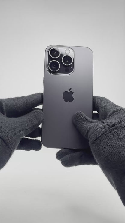 iPhone 15 Pro - 128GB - Black Titanium - Pre-owned