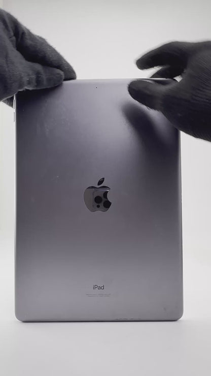 iPad 9th Gen WiFi - 64GB - Space Gray - Pre-owned