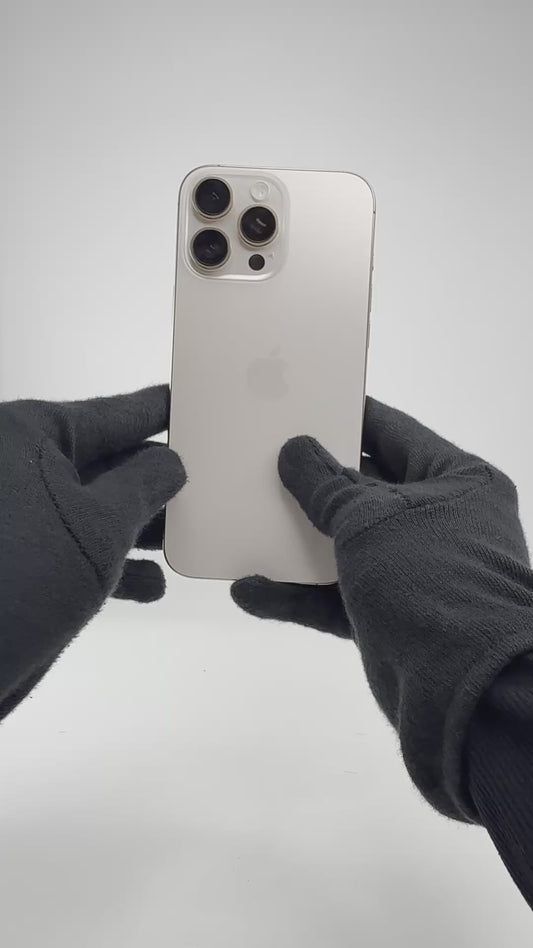 iPhone 16 Pro Max - 256GB - Desert Titanium - Pre-owned