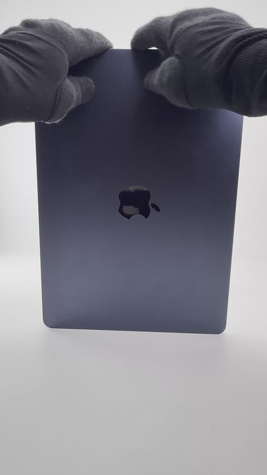 MacBook Air (2024)- 13 inch - M3 - 16GB+512GB - Midnight - Pre-owned