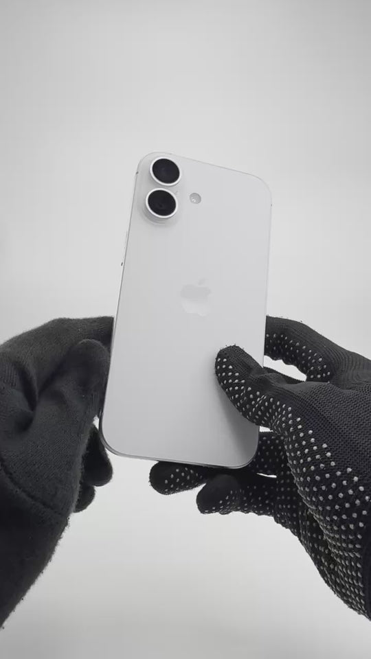 iPhone 17 - 256GB - White - IW (29-May-27) - Pre-owned