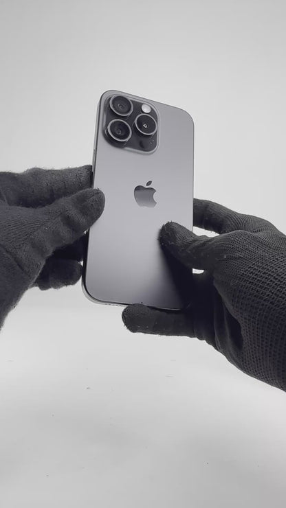 iPhone 15 Pro - 256GB - Black Titanium - Pre-owned