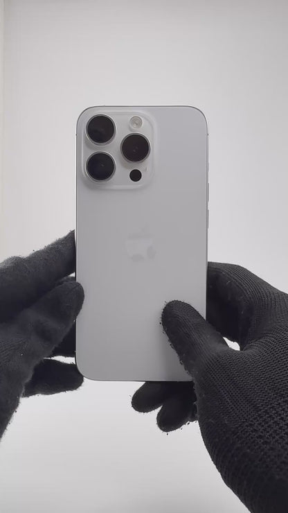iPhone 15 Pro - 256GB - White Titanium - Pre-owned
