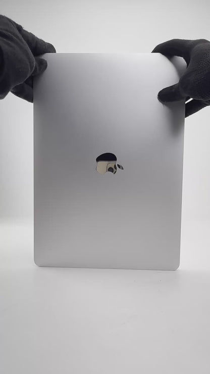 MacBook Pro 2022 - 13 inch - M2 - 8GB+256GB - Silver -  Pre-owned