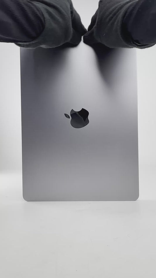MacBook Air (2022) - 13 inch - M2 - 8GB+256GB - Space Gray - Pre-owned