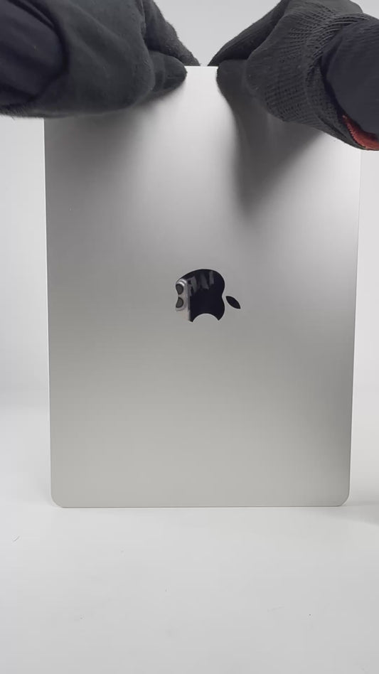 Macbook Air (2022) - 13 inch  - M2 - 8GB+256GB - Starlight - Pre-owned